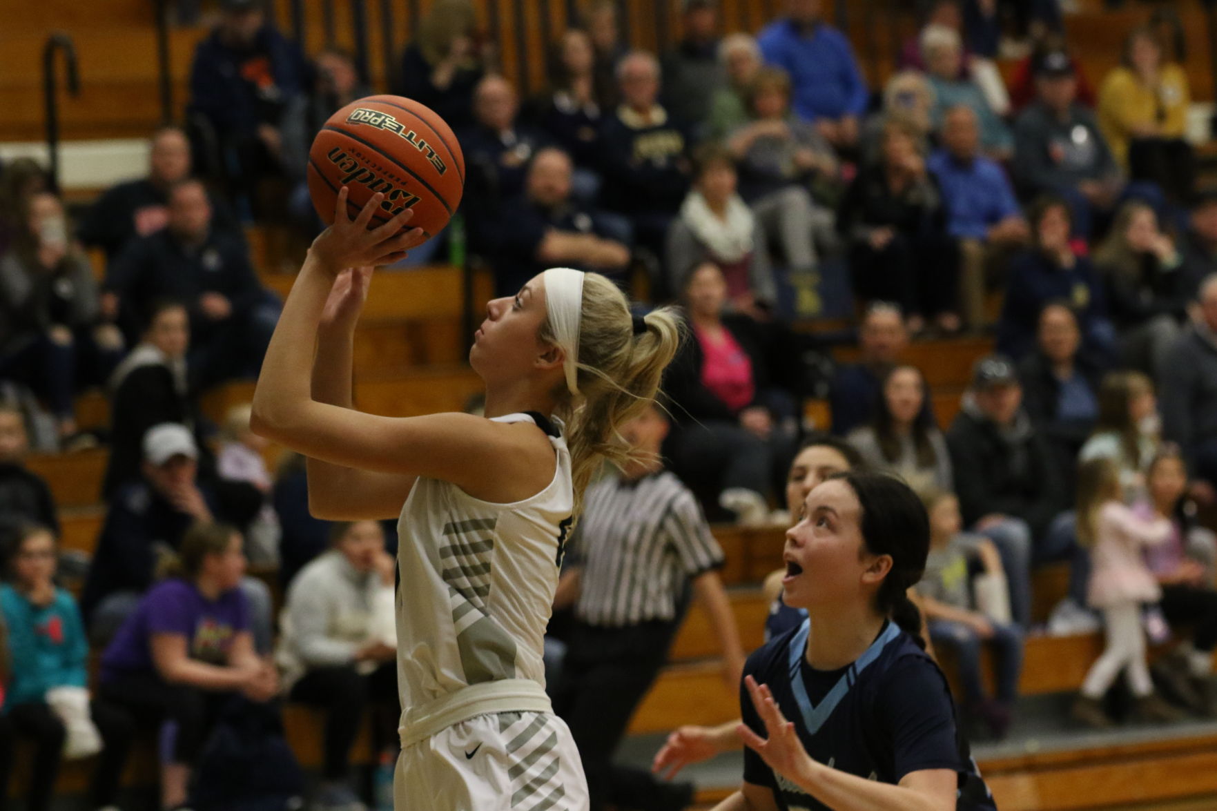 GICC at York girls basketball 9.JPG